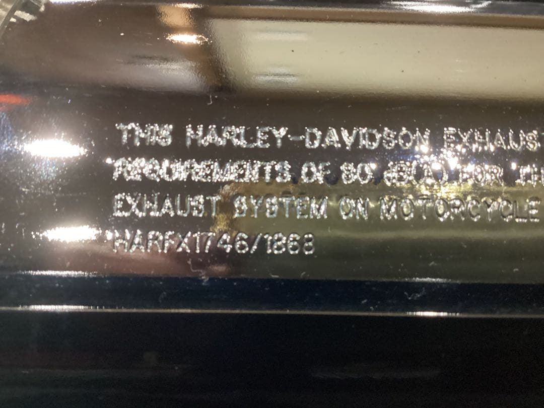 ミルウォーキーエイト　北米マフラー