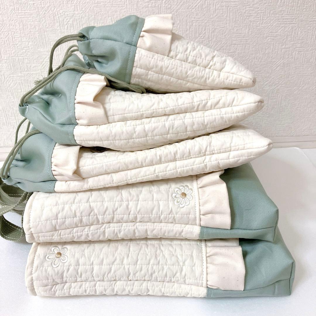 レッスンバッグ 上履き入れ 体操服袋　給食着入れ袋　巾着袋ランチョンマット✖️2