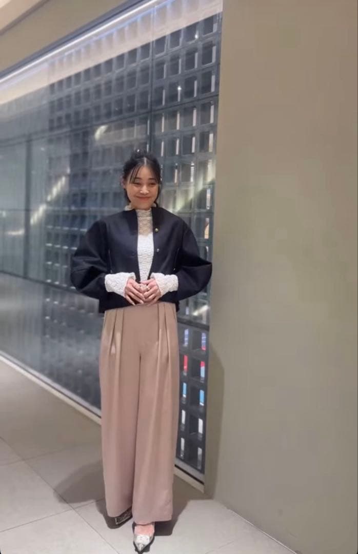 美品トレフルプラスワンデニムジャケット.スワンカーディガン