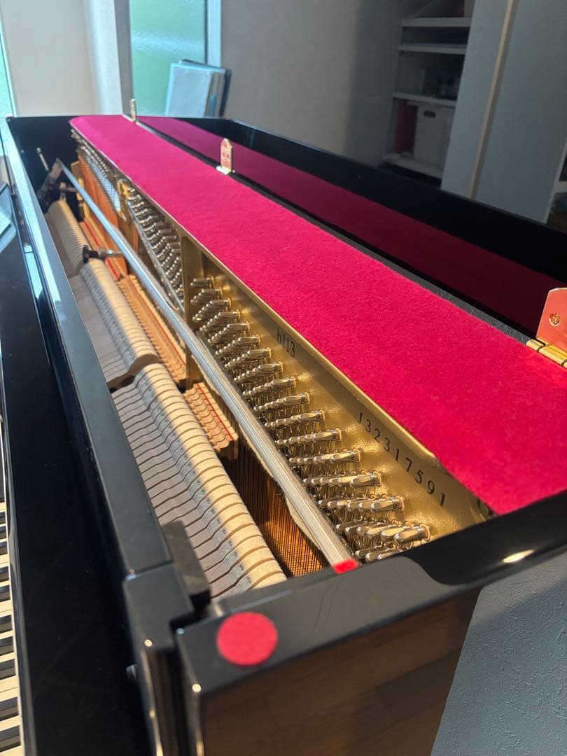 YAMAHA アップライトピアノ b113 黒 椅子•メトロノーム付