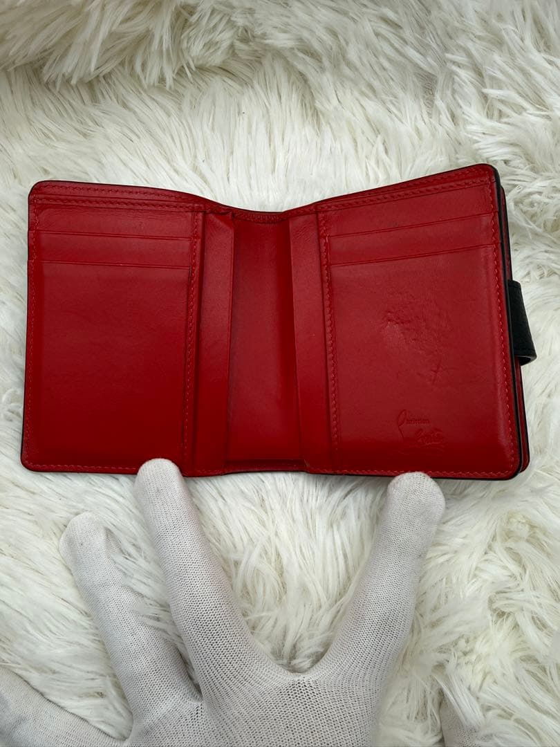 Christian Louboutin ルブタン　二つ折り財布 黒　パロマ