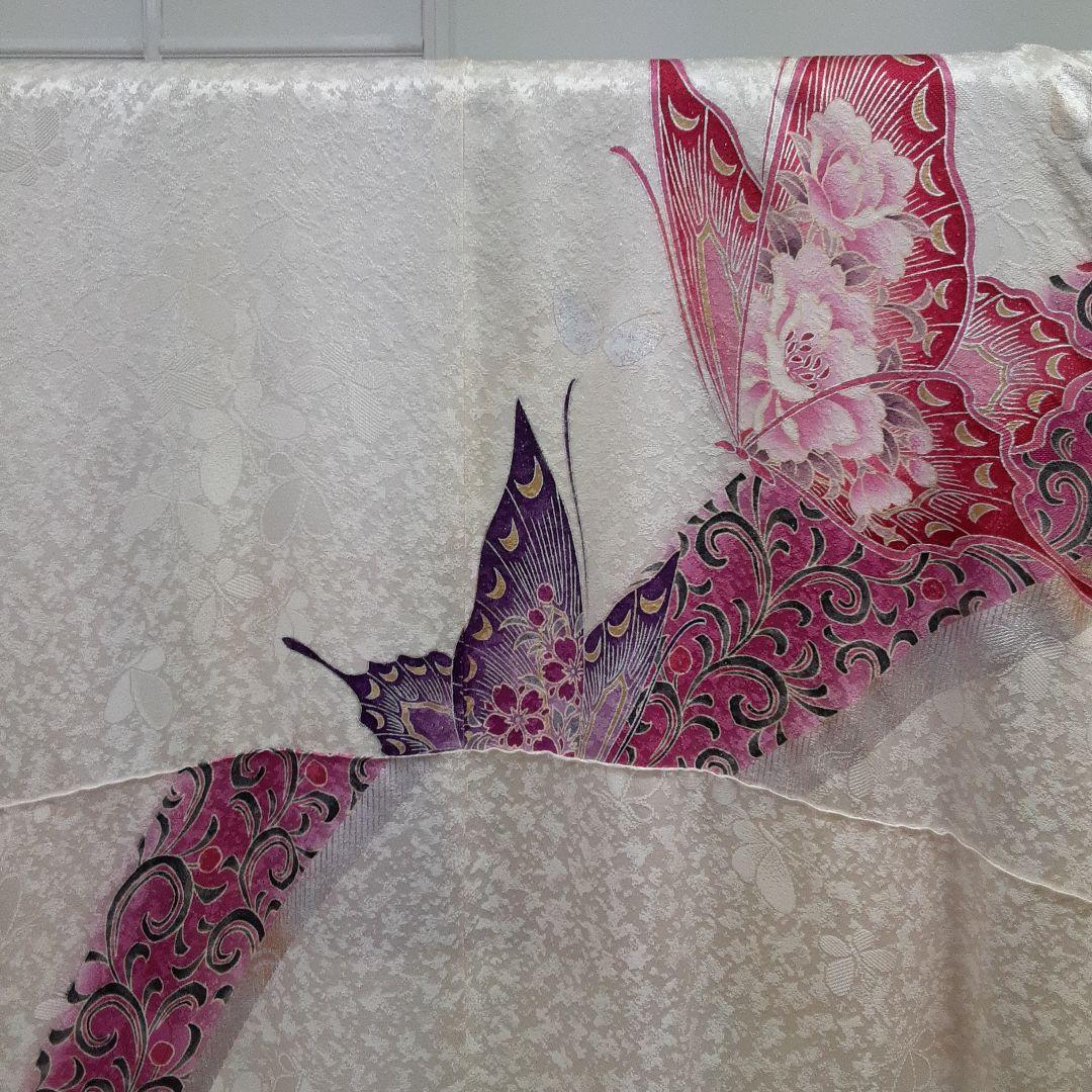 820正絹振袖 白 蝶模様160cm~
