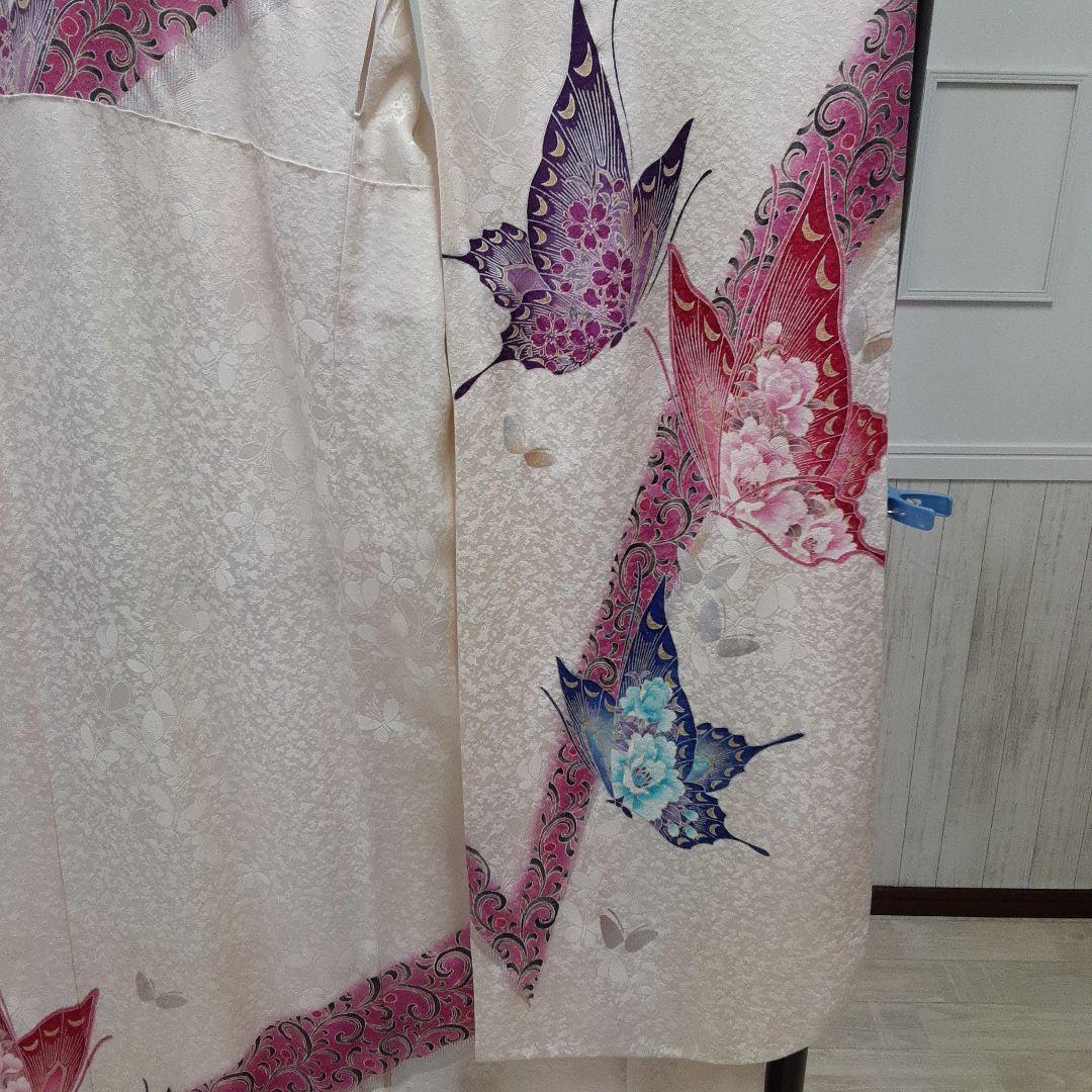 820正絹振袖 白 蝶模様160cm~