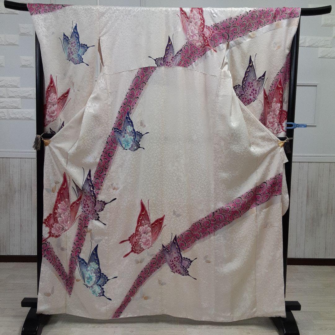 820正絹振袖 白 蝶模様160cm~