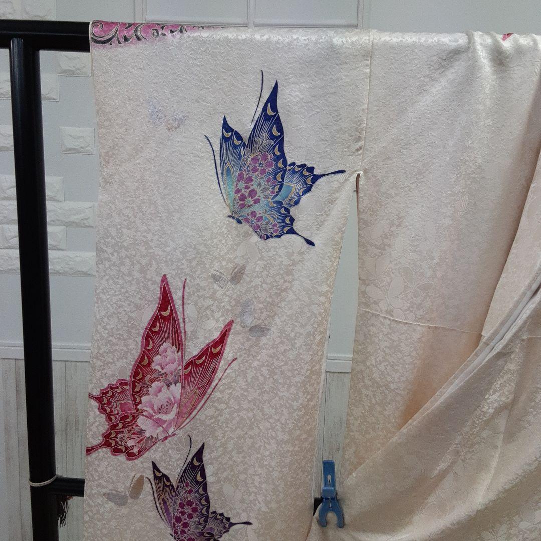 820正絹振袖 白 蝶模様160cm~