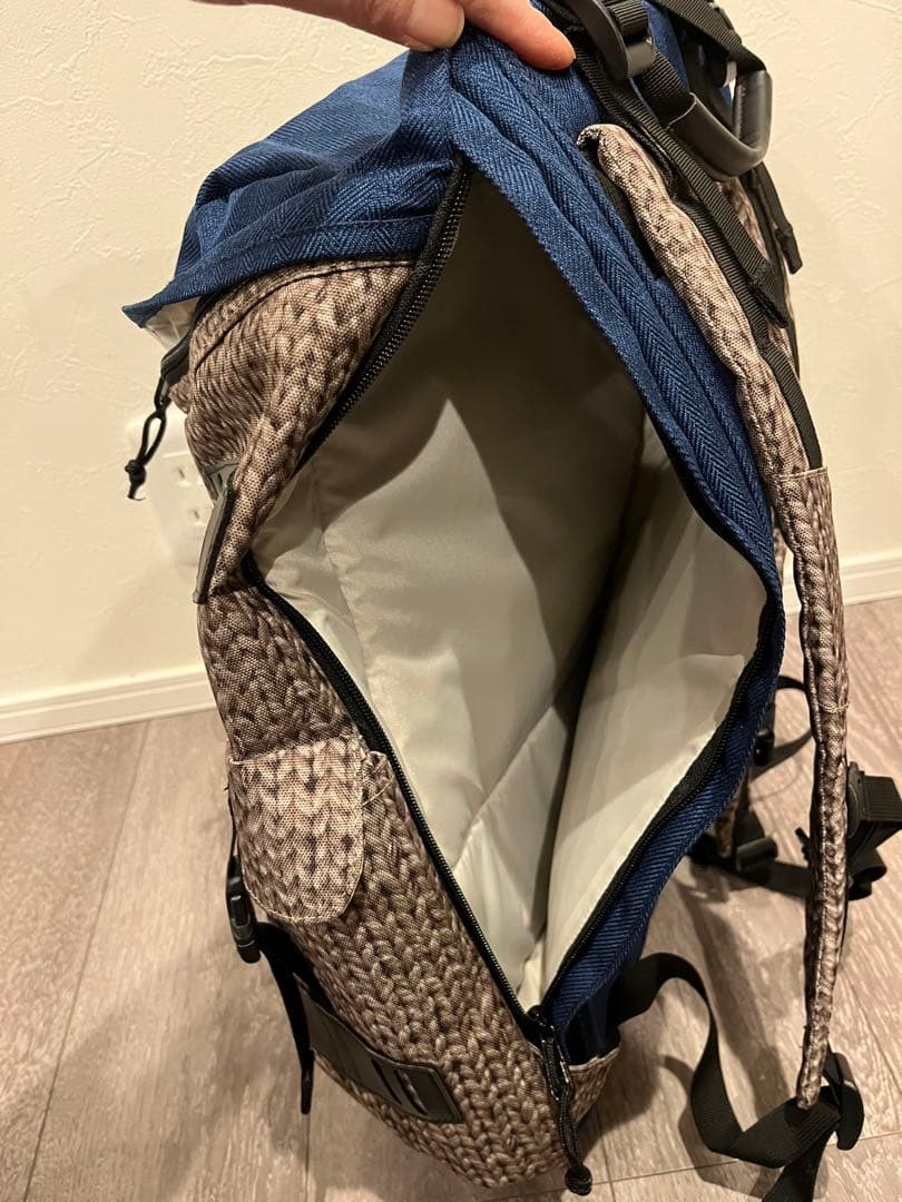 BURTONリュックサック　大きめリュック