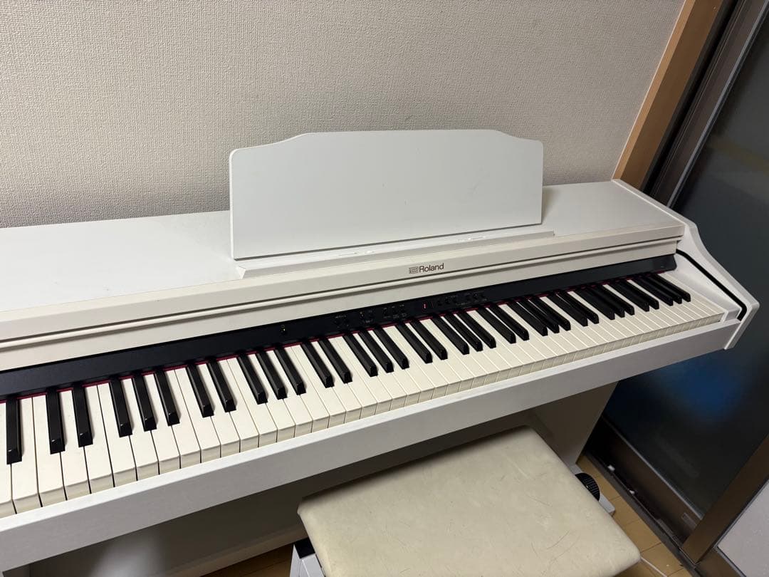 Roland 電子ピアノRP501R ホワイト