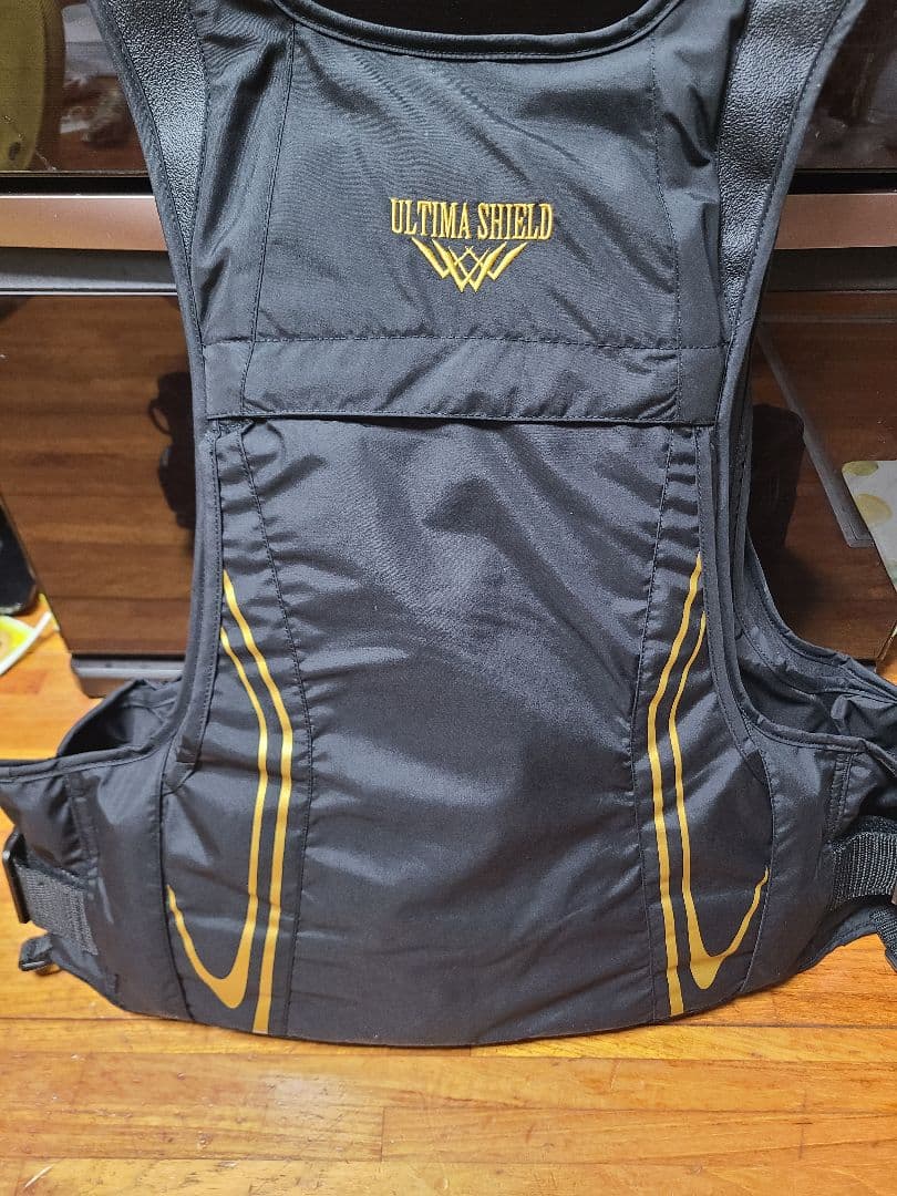 Gamakatsu ULTIMA SHIELD フィッシングベスト Mサイズ