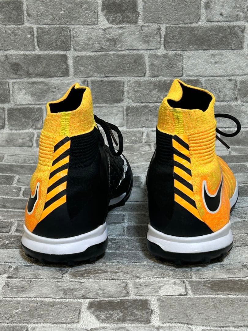 超美品 NIKE ハイパーヴェノムXプロキシモⅡ オレンジ×ブラック　27cm