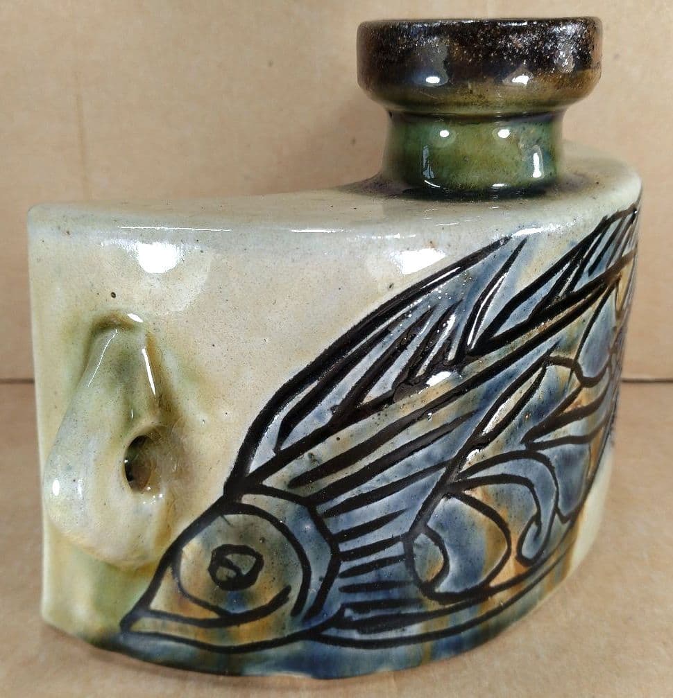 【本物保証】金城次郎 抱瓶(魚紋抱瓶）共箱 栞 人間国宝 美品 壷屋焼 やちむん