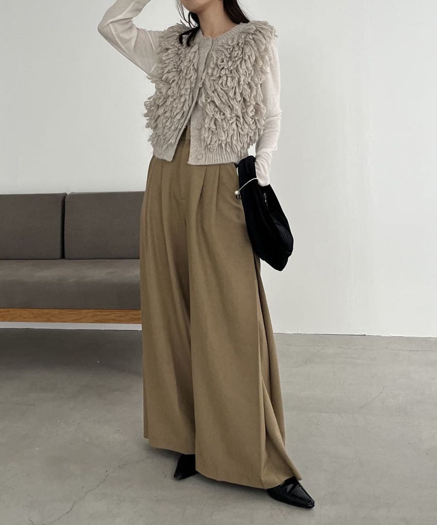 CAPRICIEUX LE'MAGE フリンジベスト（グレージュ）