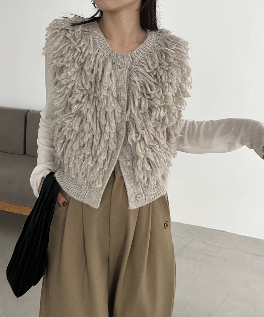 CAPRICIEUX LE'MAGE フリンジベスト（グレージュ）