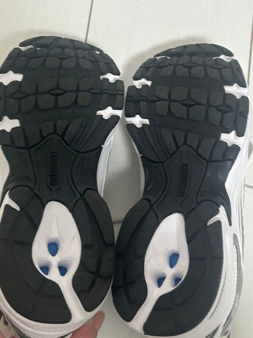 new balance 530ホワイト　24㎝