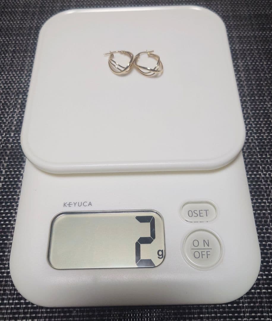 k18YG【ウノアエレツイストデザインフープピアス】