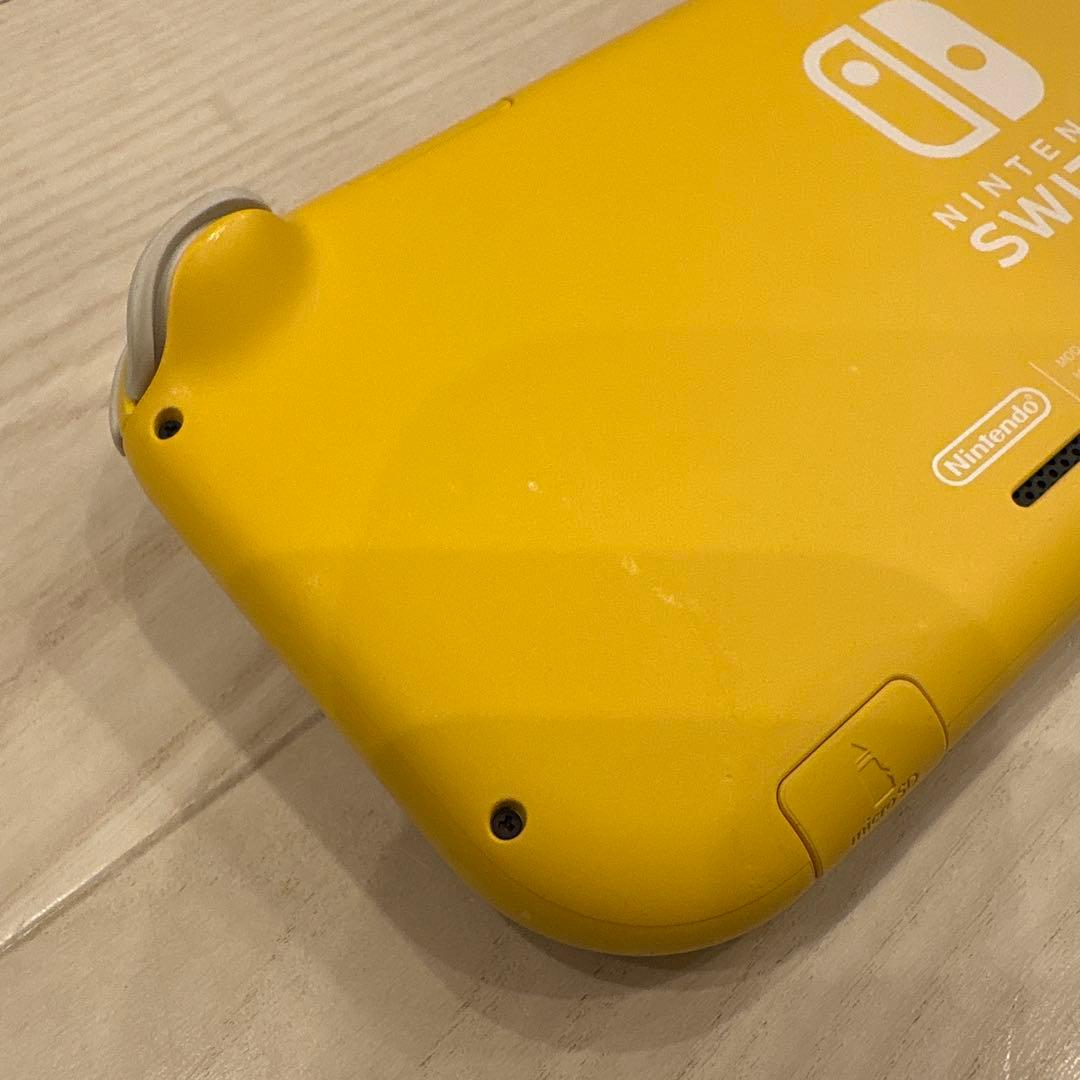 Nintendo Switch Lite 本体 黄色　動作良好／使用感少なめ