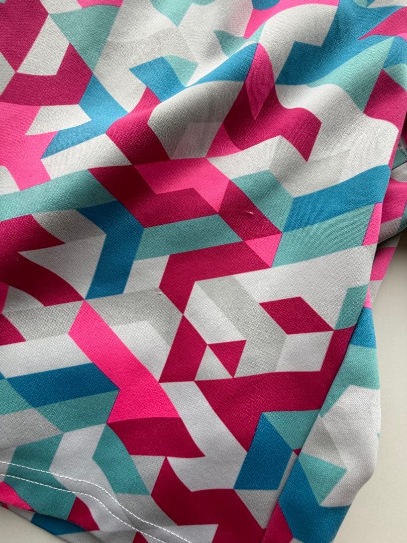 値下げ⭕️YONEX 柄ハーフパンツ Ｌサイズ 廃盤商品 レア