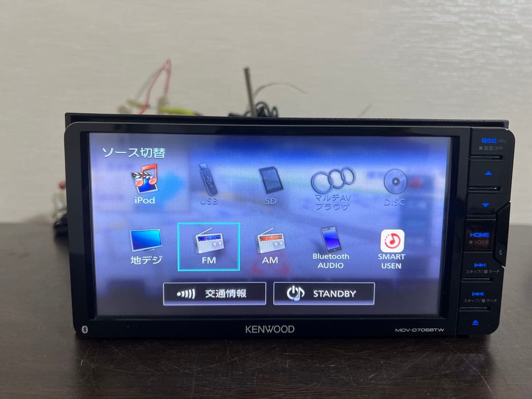 ケンウッド カーナビ MDV-D706BTW 地図データ2018年式 動作確認済