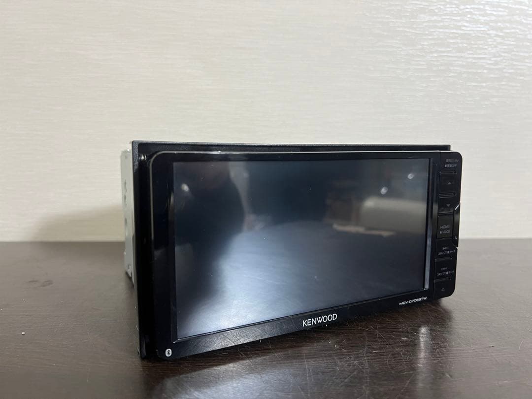 ケンウッド カーナビ MDV-D706BTW 地図データ2018年式 動作確認済