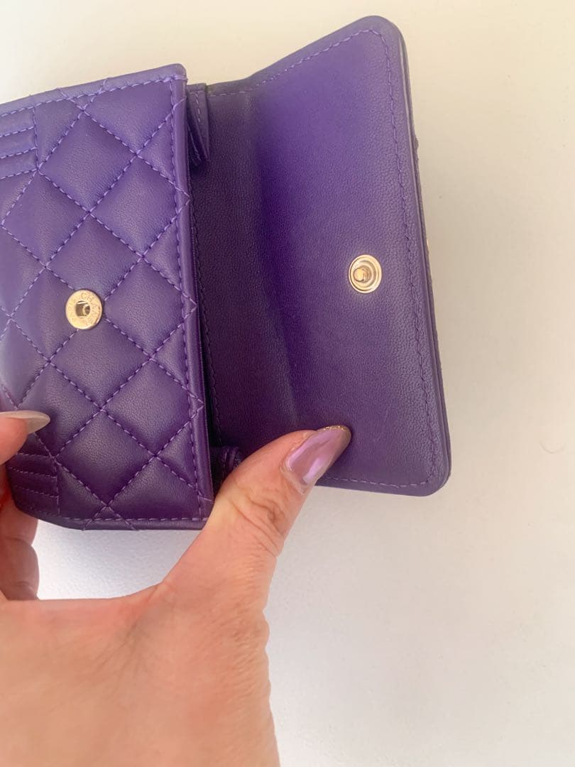 シャネル♡CHANEL 紫 キルティング 三つ折り財布
