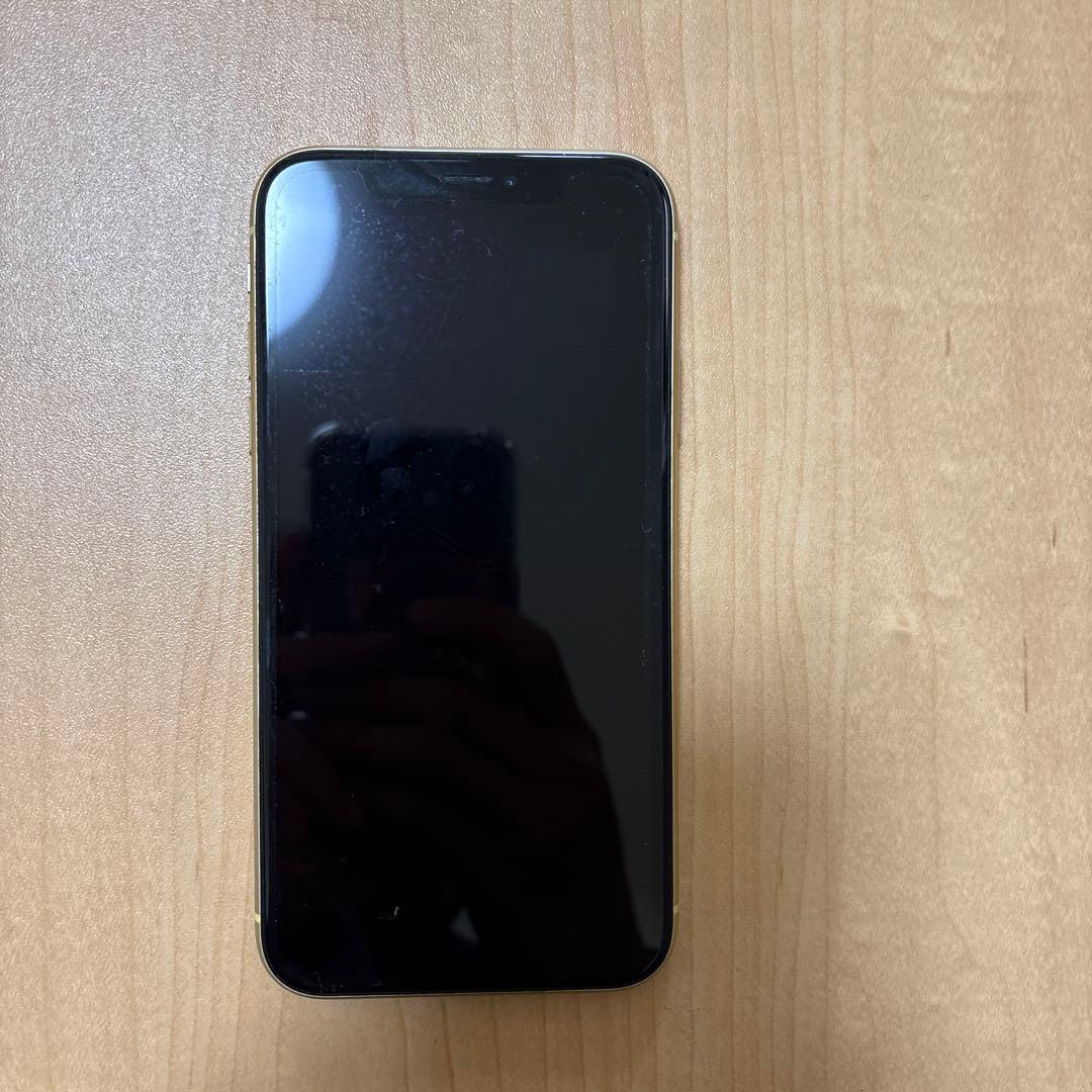 iPhone XR イエロー
