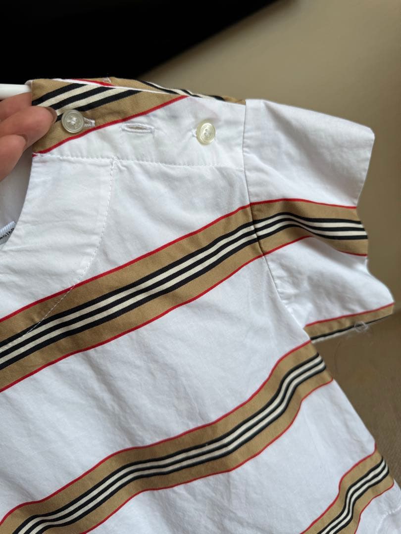 【美品】BURBERRY 現行　キッズワンピース　10Y　ノバストライプ