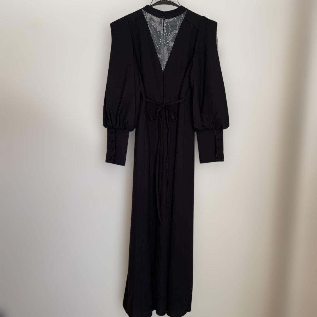 美品　niana ニアナ　スリーブスリット刺繍レースフレアドレス　M ブラック