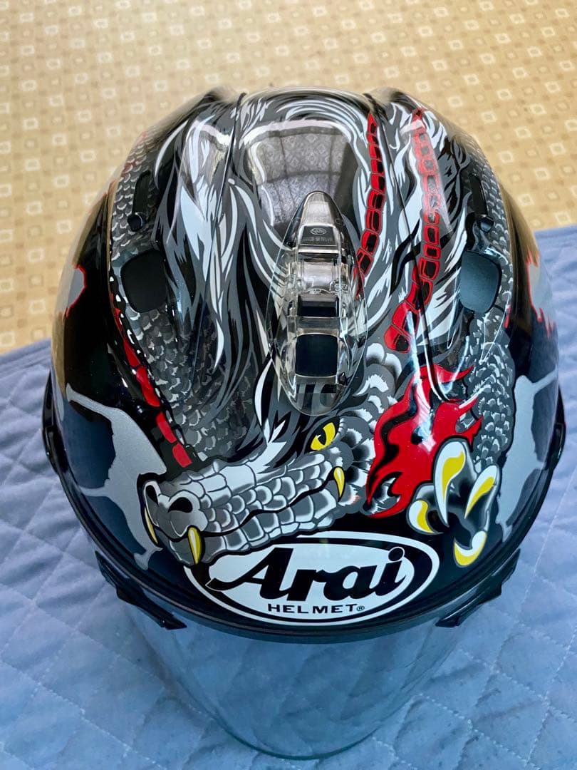 Arai ジェットヘルメット ドラゴンデザイン