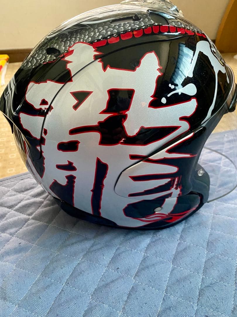 Arai ジェットヘルメット ドラゴンデザイン