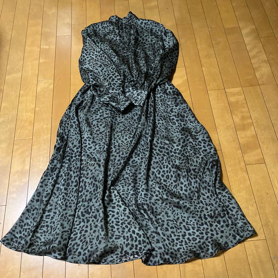 DAMAコレクション　レオパード柄ワンピース