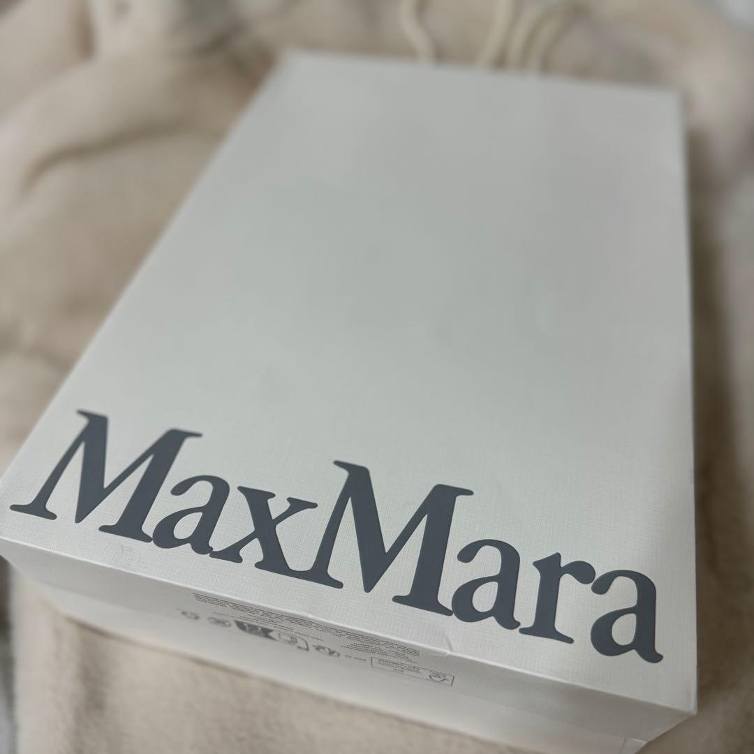 MaxMara ブラウンファーミトン 箱付き