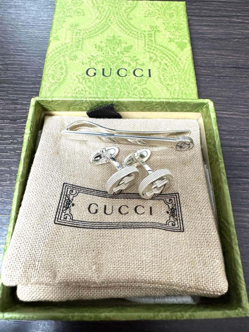 S*h様 【最終値下げ！】GUCCI グッチ カフスネクタイピンセット インター