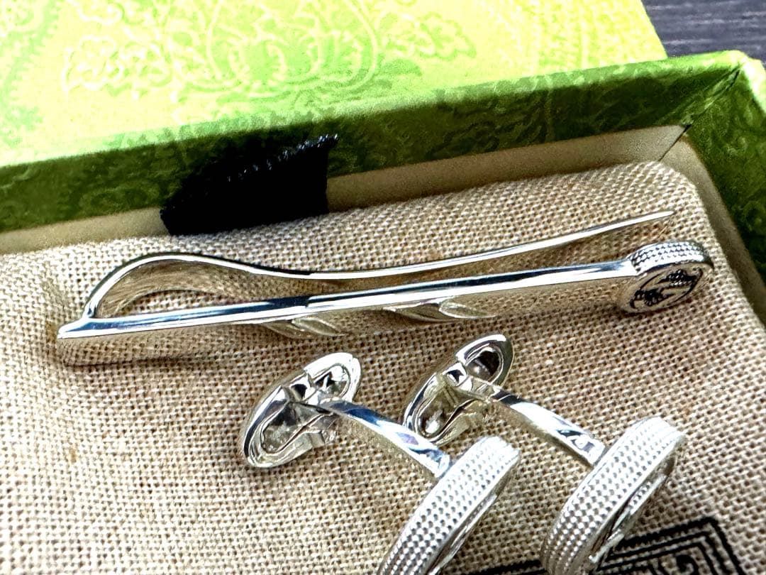 S*h様 【最終値下げ！】GUCCI グッチ カフスネクタイピンセット インター