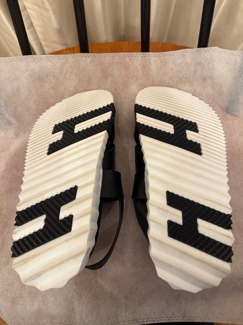 HERMESエルメス　エレクトリックレザーサンダル ブラック 40 メンズ