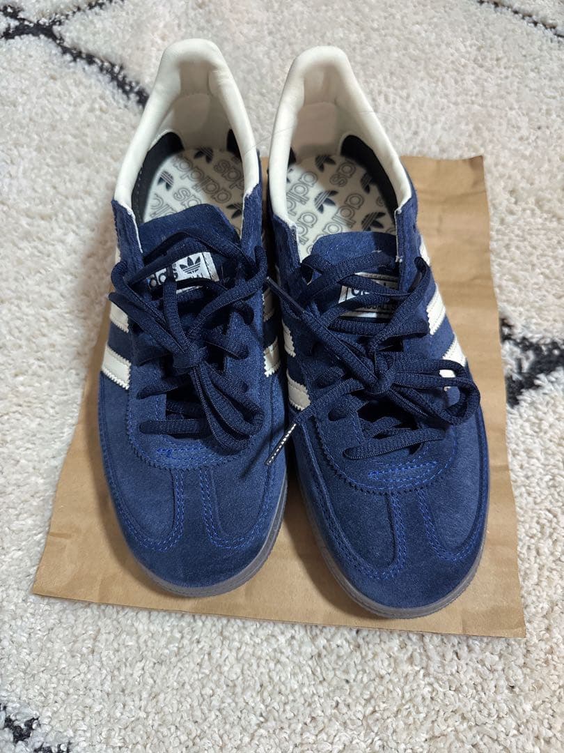 ハンドボールスペツィアル　adidas スニーカー　　24.5