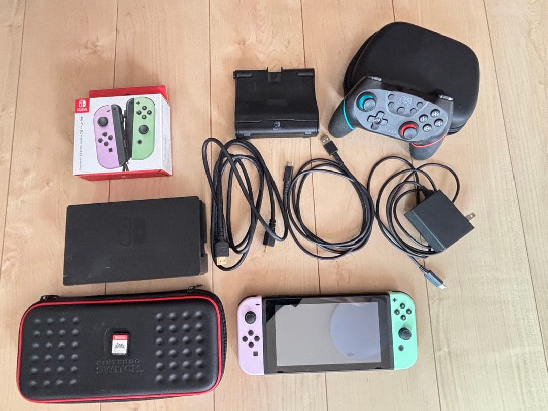 Nintendo Switch 本体 ミントグリーン/パープル らら