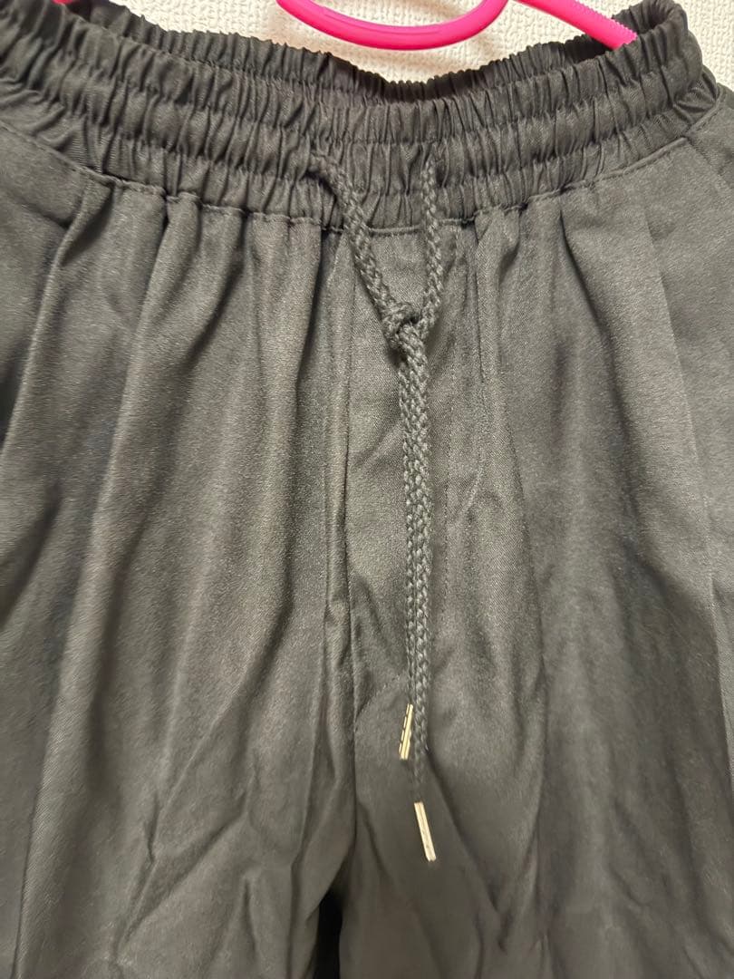 美品 CaNARi ストレート パンツ ブラック