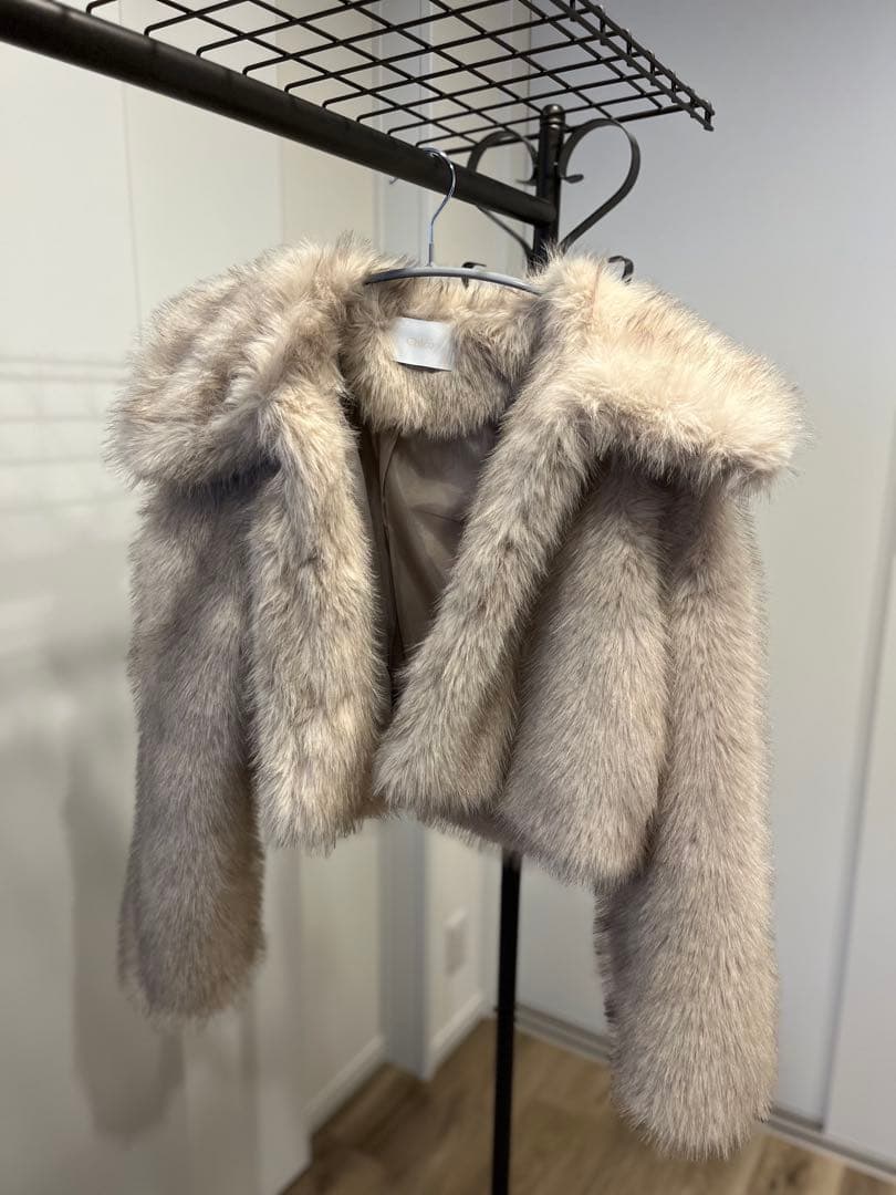 Chico ファーショートコート ベージュ