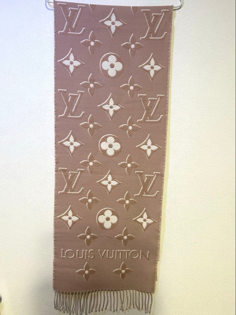 LOUIS VUITTON ピンクマフラー