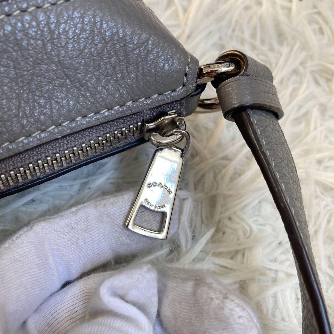 未使用級 COACH ダッフル チェーンショルダー ワンショルダー クロスボディ