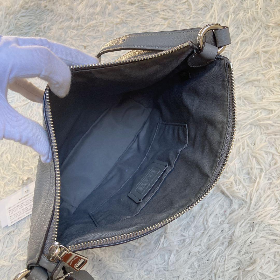 未使用級 COACH ダッフル チェーンショルダー ワンショルダー クロスボディ