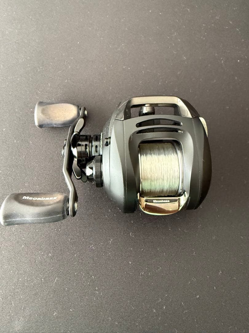 美品　メガバス　IS フィネススプール