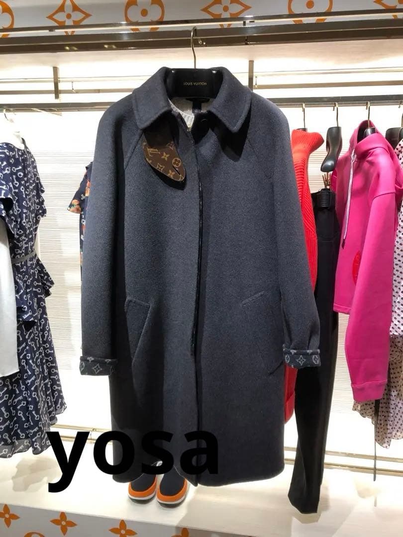 H*読様 LOUIS VUITTON ルイヴィトン　モノグラム　コート　サイズ3