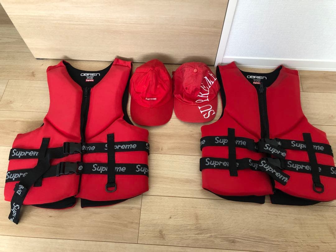 【kippo】Supreme シュプリーム ライフジャケット