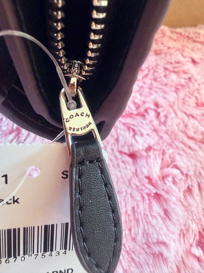 coach 二つ折り財布　新品未使用　プレゼントに♡