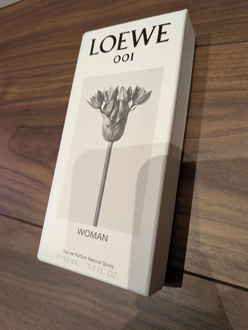 【美品・未使用】LOEWE 001 WOMAN 50ml