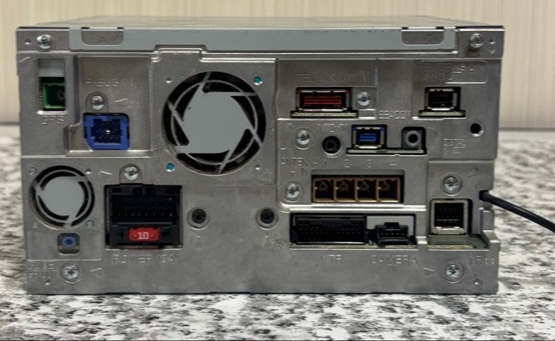 カロッツェリアAVIC-HRZ990 DVD/CD/地上デジタルTV/USB