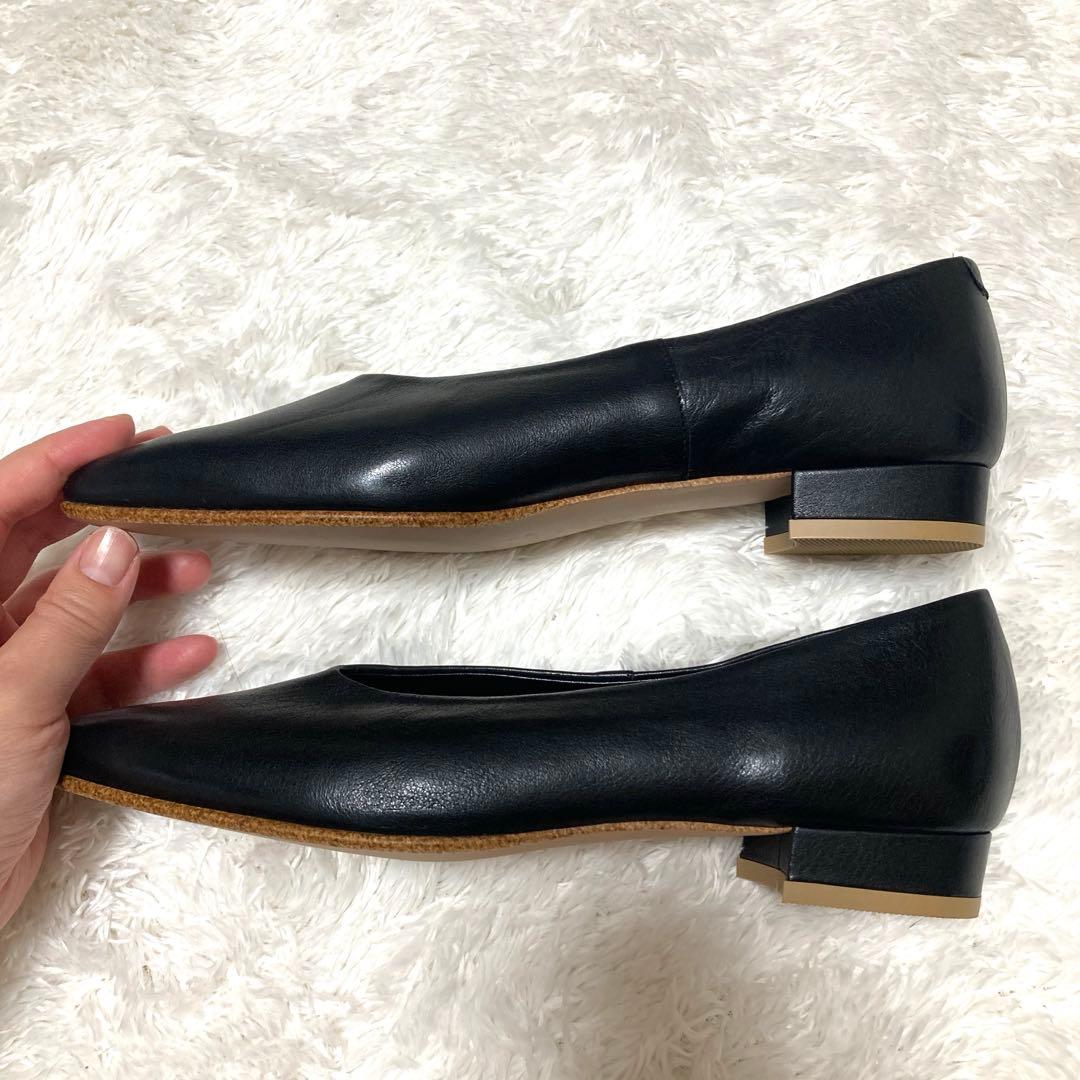 未使用級　ダイアナ　フラットシューズ　レザー　ブラック　ポインテッドトゥ　日本製