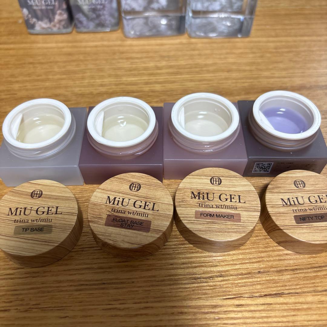 ジェルネイル・ネイルシール mayabijou