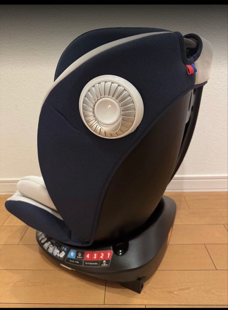 vasacava チャイルドシート isofix 新生児〜12歳用