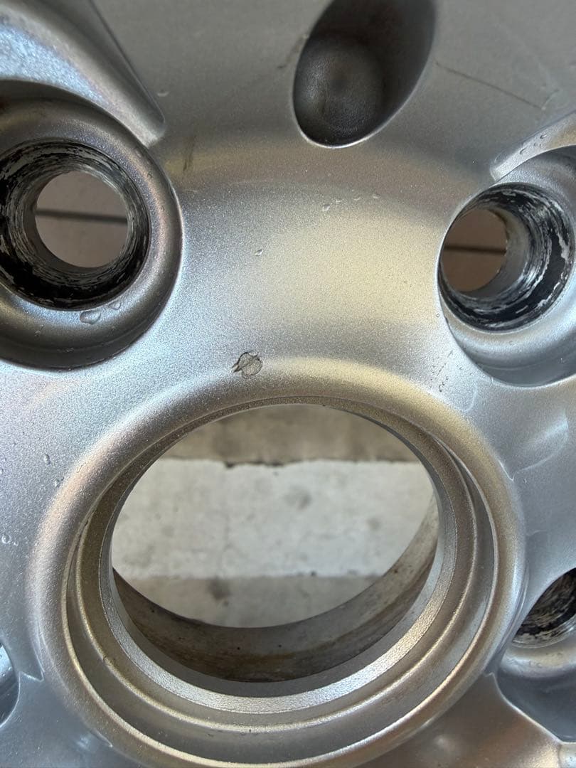 TWS T66-F 18インチホイール グロスシルバー